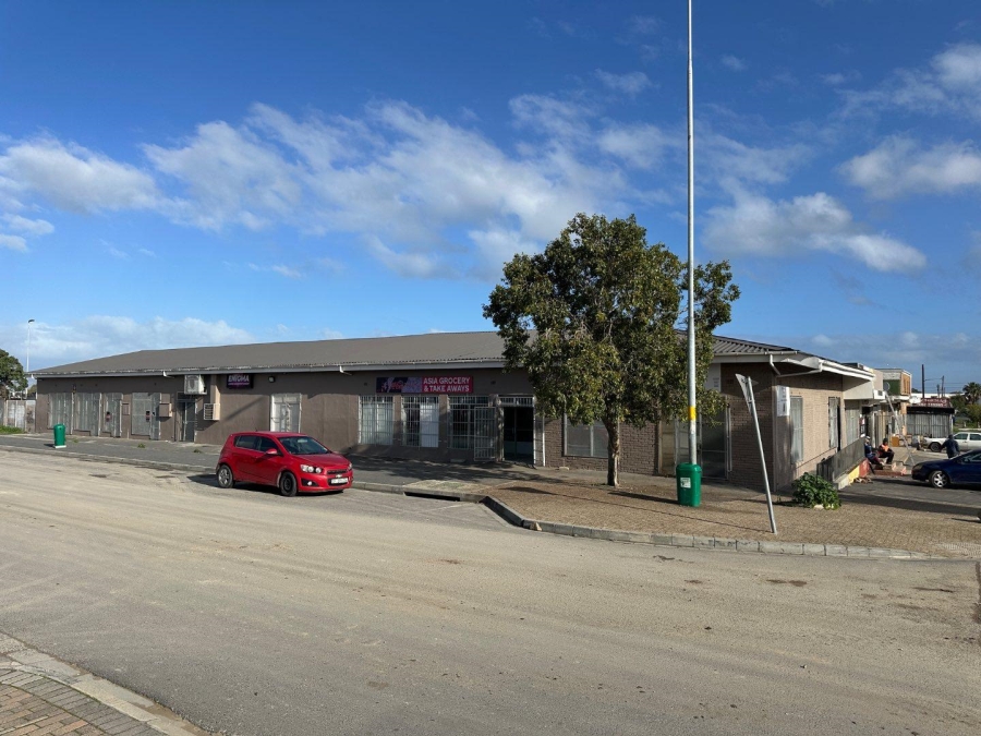 To Let commercial Property for Rent in Eersterivier Western Cape